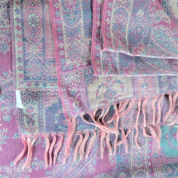 Large Oversize Wrap Around Light Pink Woolen Shawl - Picture 3 of 9